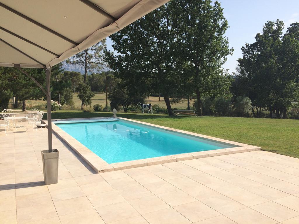 Putt Tee Country Otel Nans-les-Pins Dış mekan fotoğraf