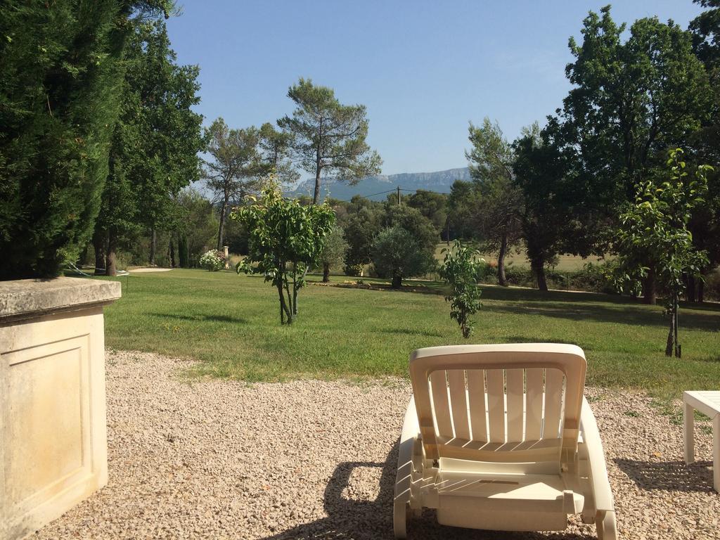 Putt Tee Country Otel Nans-les-Pins Dış mekan fotoğraf